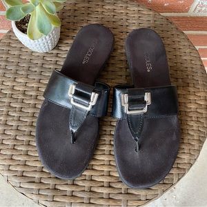 Aerosoles black sandals size 9